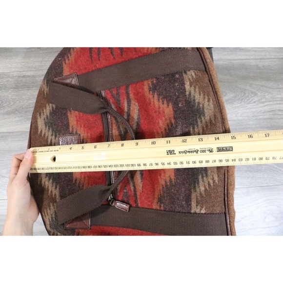 RARE PENDLETON Southwestern Aztec Blanket Wool Duffle Weekender Bag Wheels - Picture 16 of 16